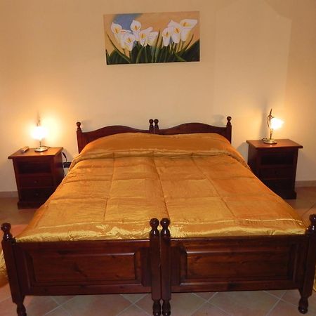 Agriturismo Tenute Pollara Roccamena Phòng bức ảnh