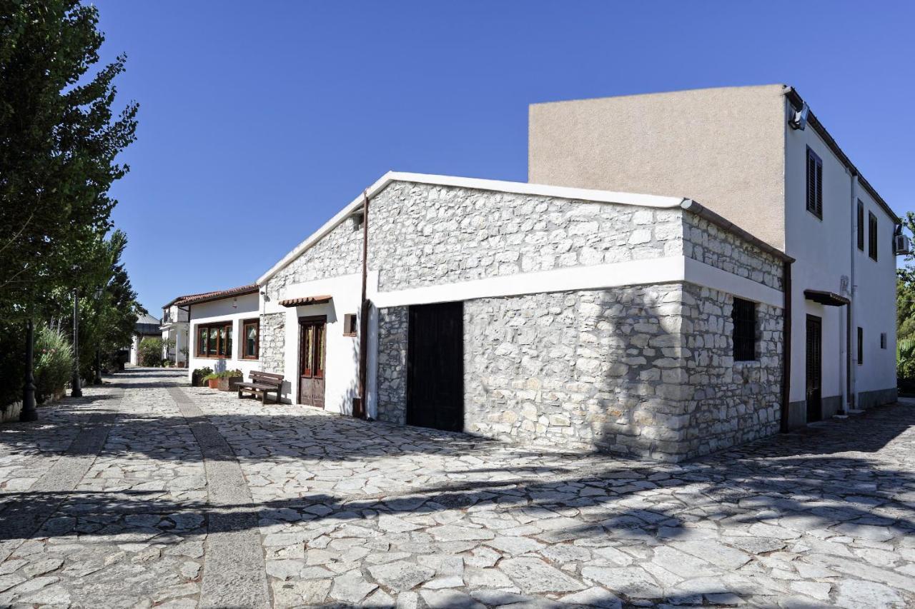 Agriturismo Tenute Pollara Roccamena Ngoại thất bức ảnh