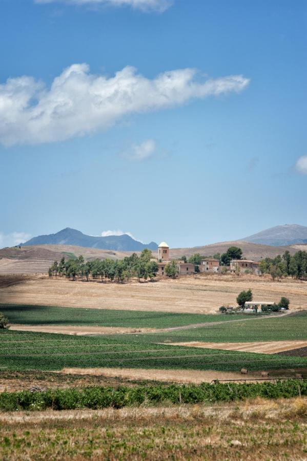 Agriturismo Tenute Pollara Roccamena Ngoại thất bức ảnh