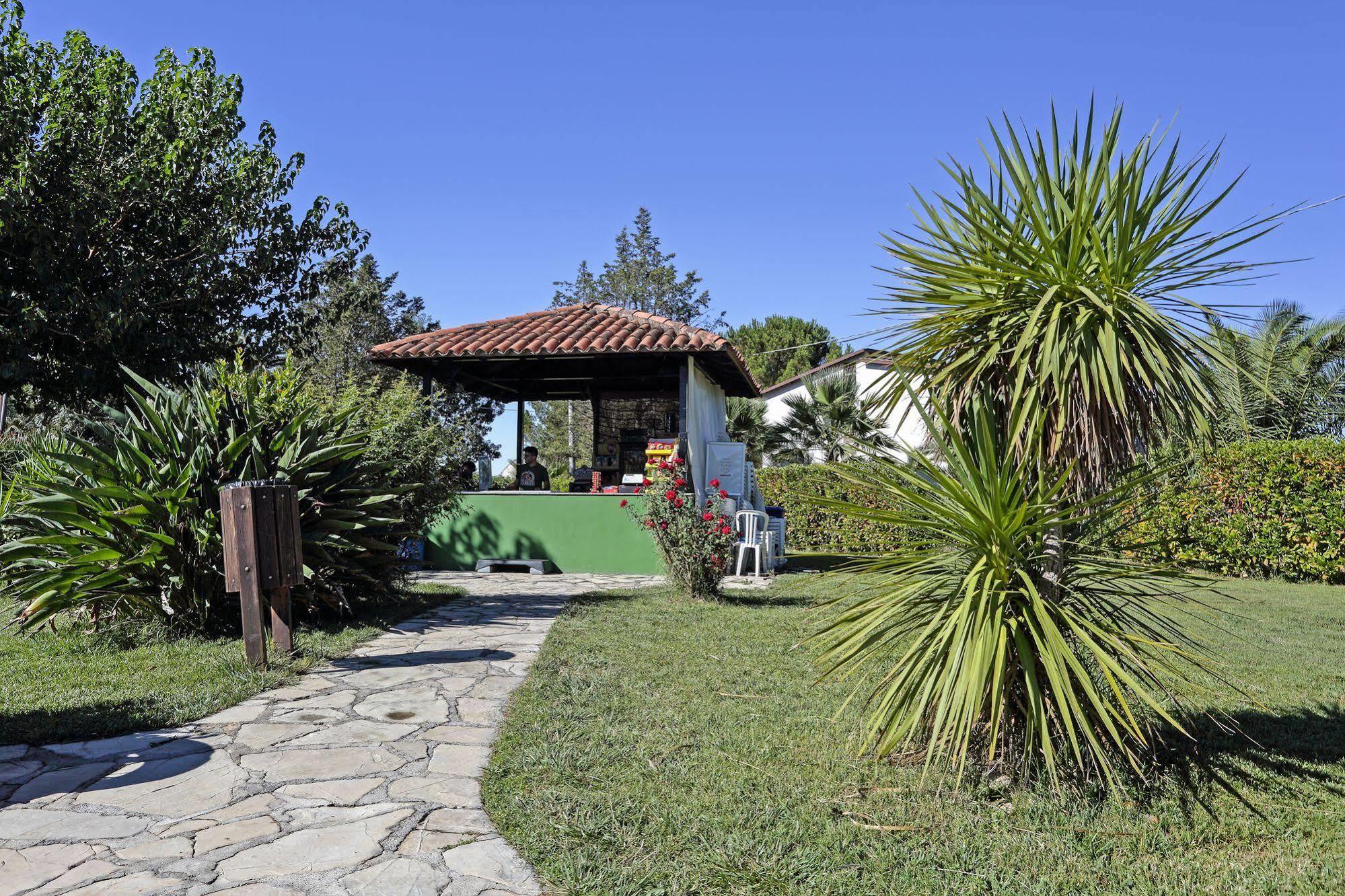 Agriturismo Tenute Pollara Roccamena Ngoại thất bức ảnh