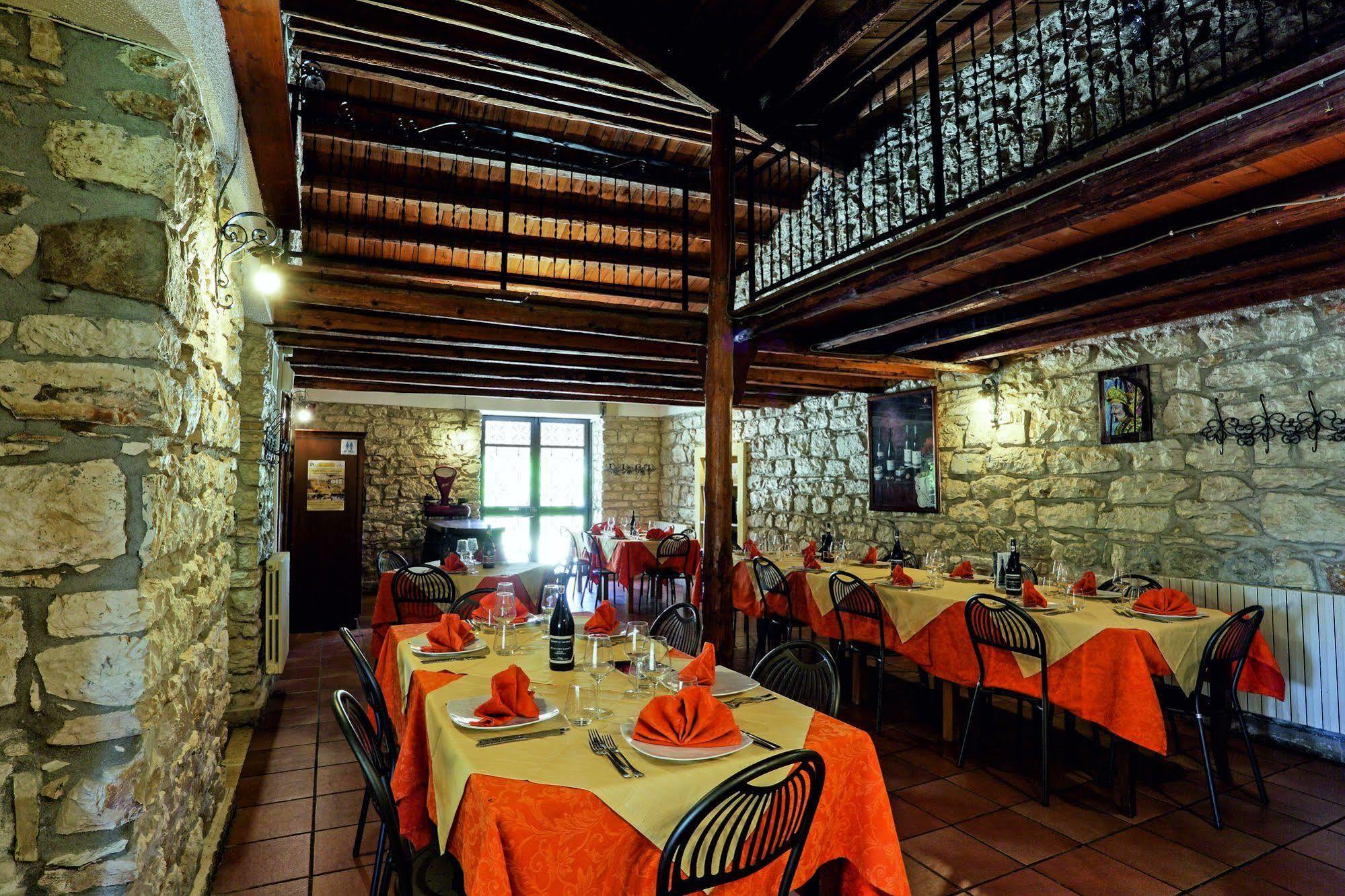 Agriturismo Tenute Pollara Roccamena Ngoại thất bức ảnh