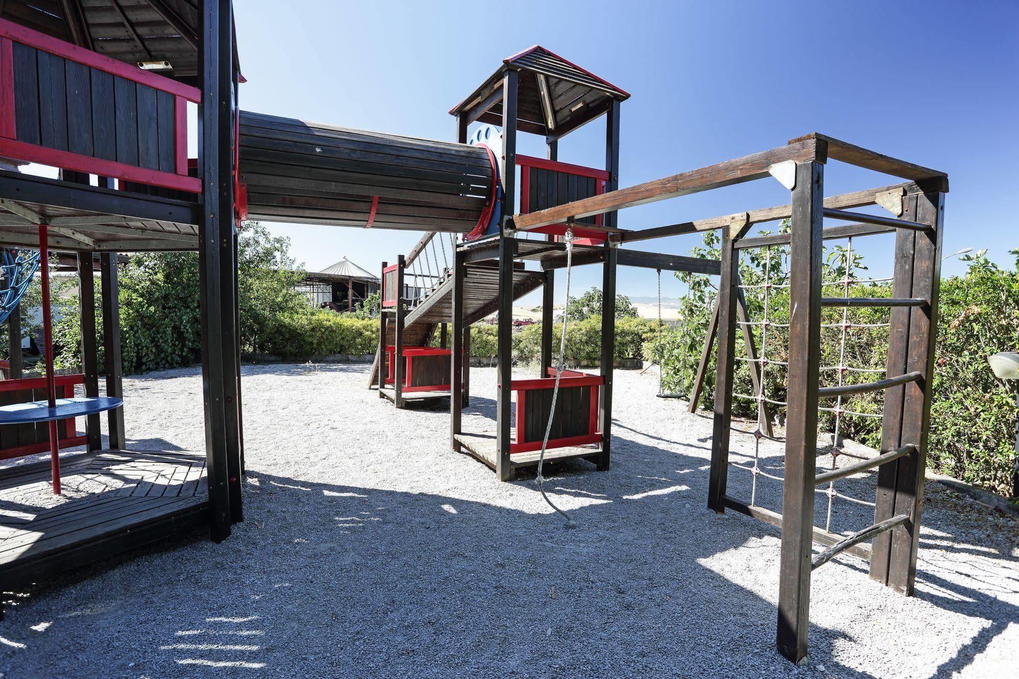 Agriturismo Tenute Pollara Roccamena Ngoại thất bức ảnh
